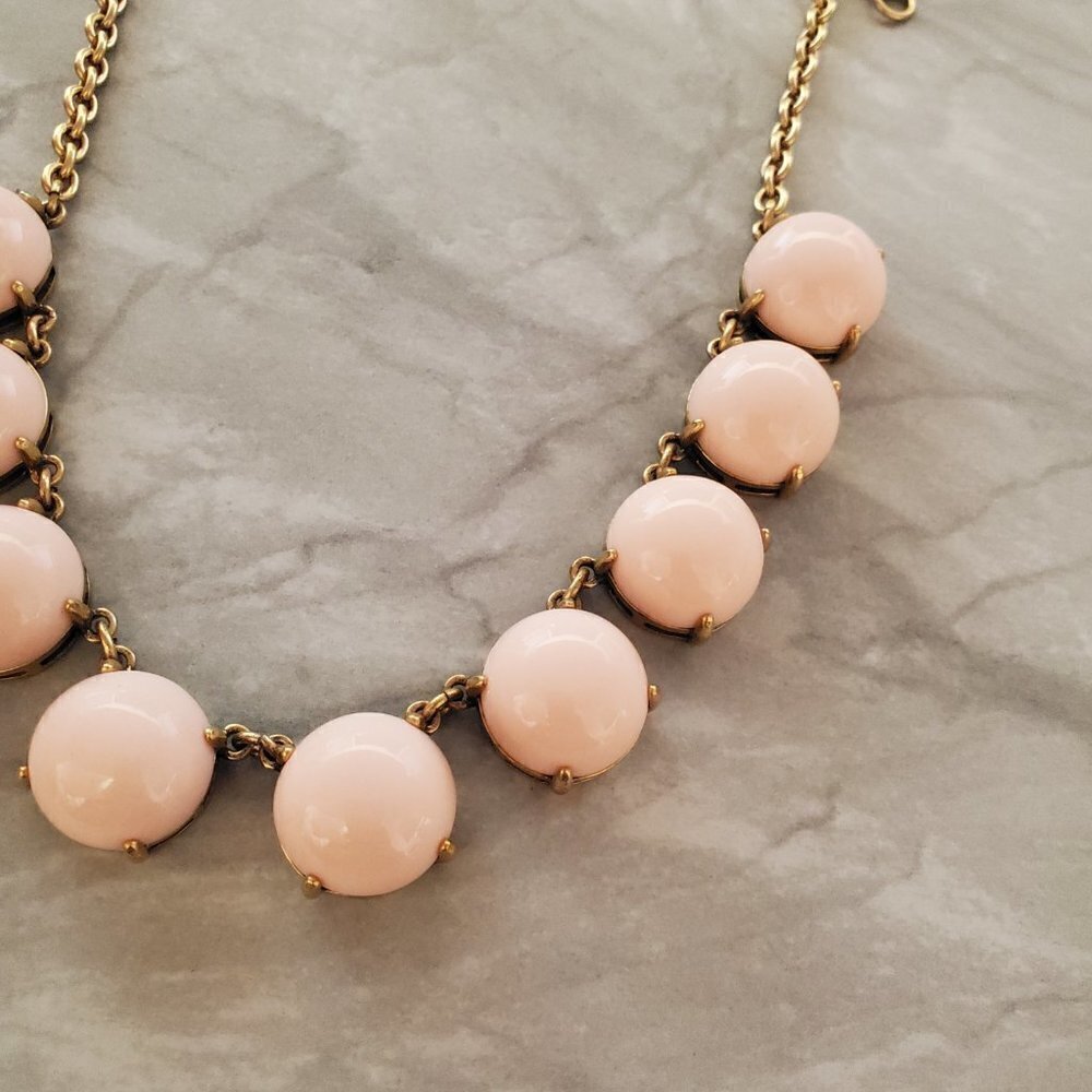 💕 J.Crew Light Blush Pink Enamal Dot Bubble Necklace 💕 - Picture 5 of 12